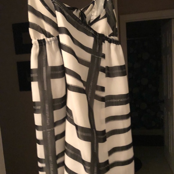 Volcom Blousey Tank - Picture 2 of 2